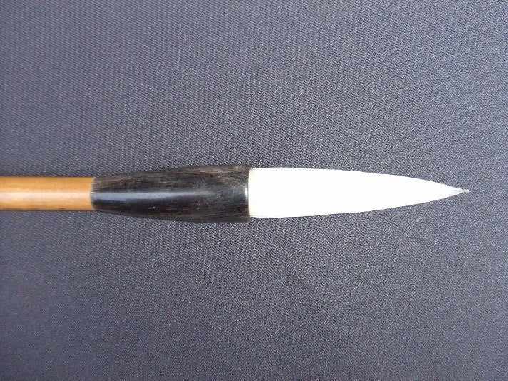 Dai Zuihu ( Suitable for writing lines ( Gyosho )  and cursive ( Kaisho ), wool, horse tail, Tanuki ( raccoon dog ) hair. 兼毛104 大 瑞風