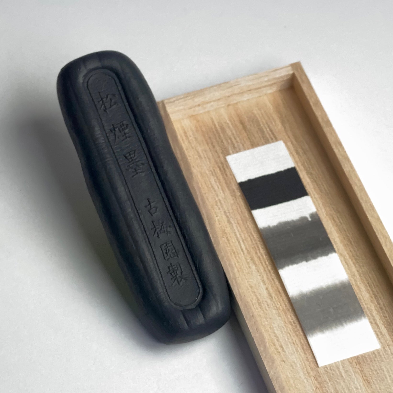 Shouen ( Bluish black Ink stick for drawing postcards 松煙 ) Kobaien ink stick