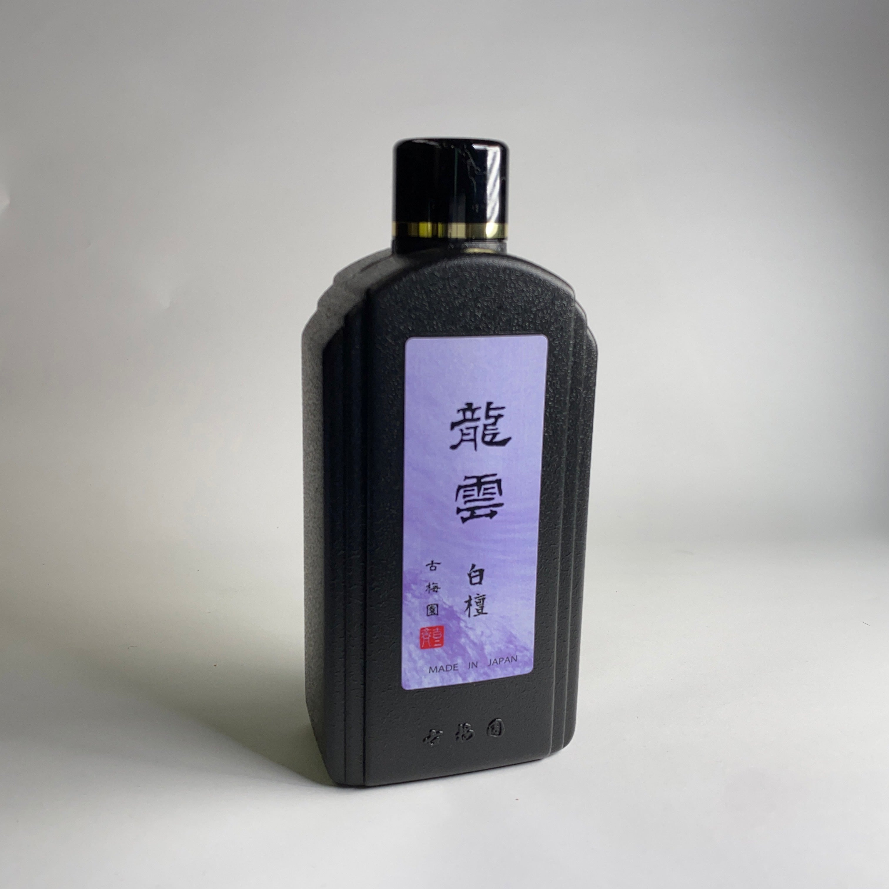 Byakudan (Sandalwood) Ryuun ink by Kobaien