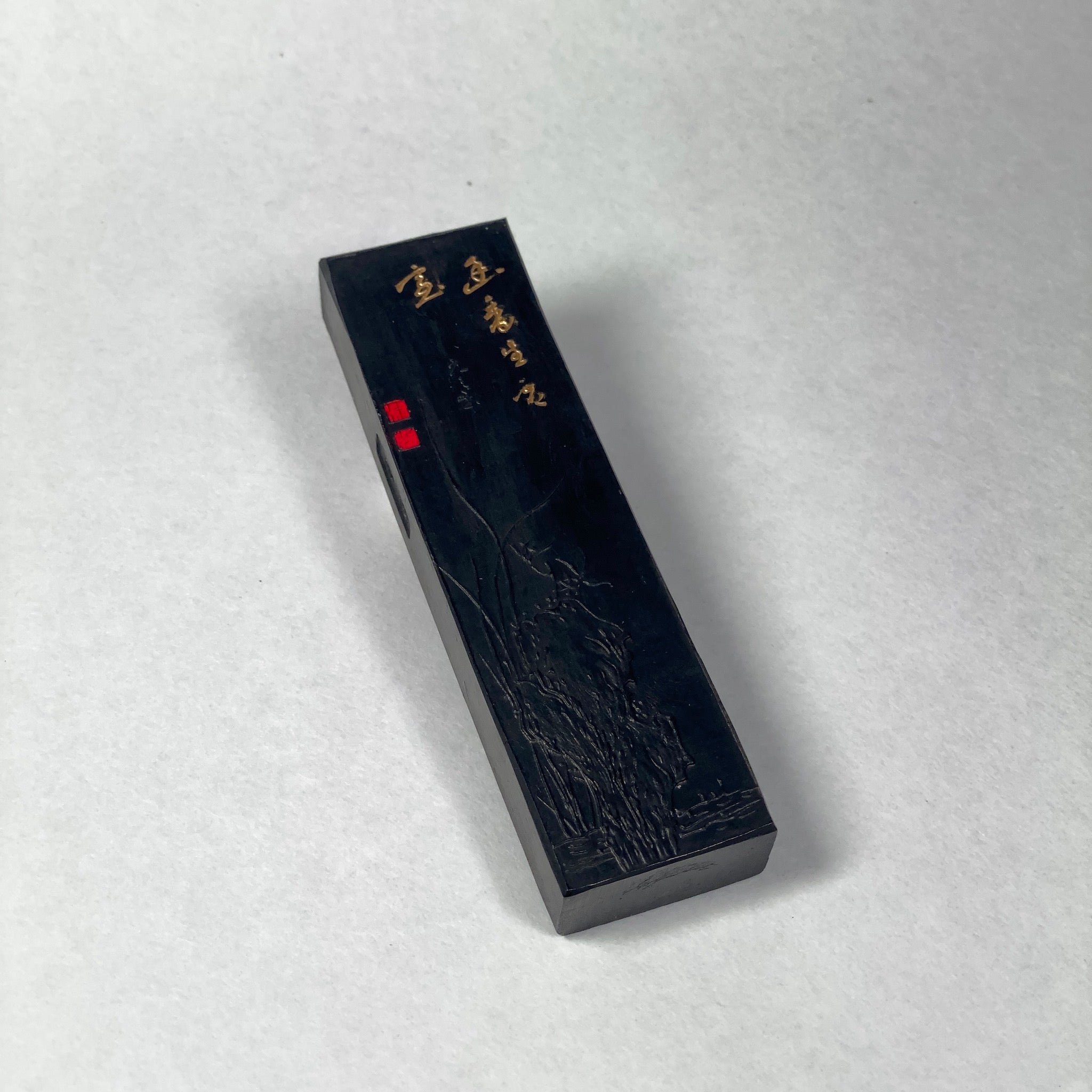 Yuko ( 幽香  松烟墨 松園墨 由古梅园(古梅園)制造 ) manufactured by KOBAIEN, Nara, Japan