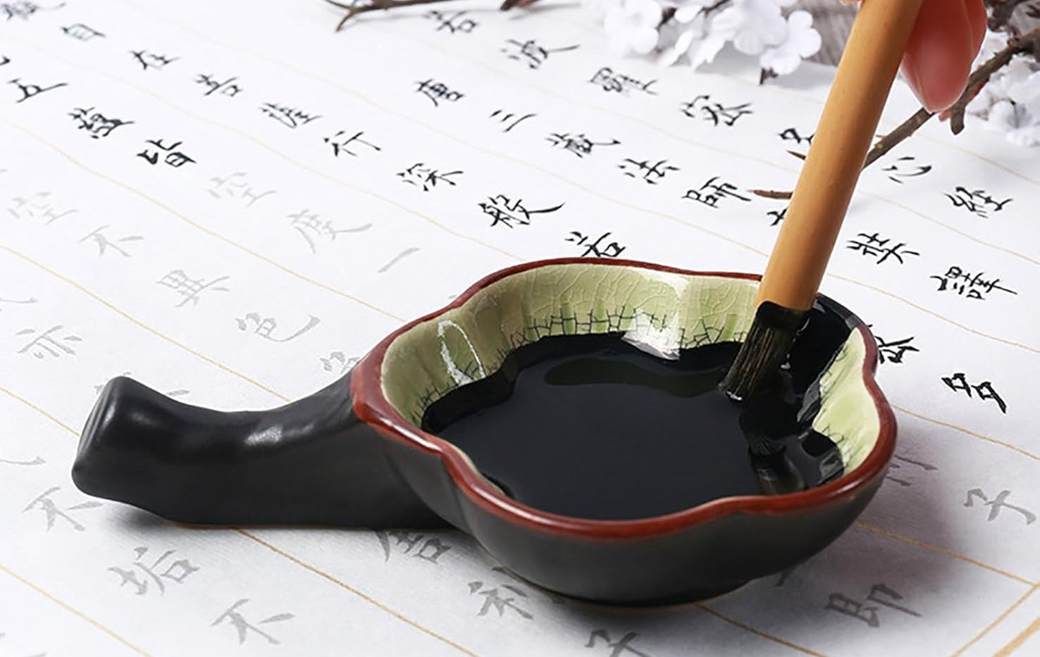 Plum Flower shape ceramic Inkstone ( 梅花硯 )